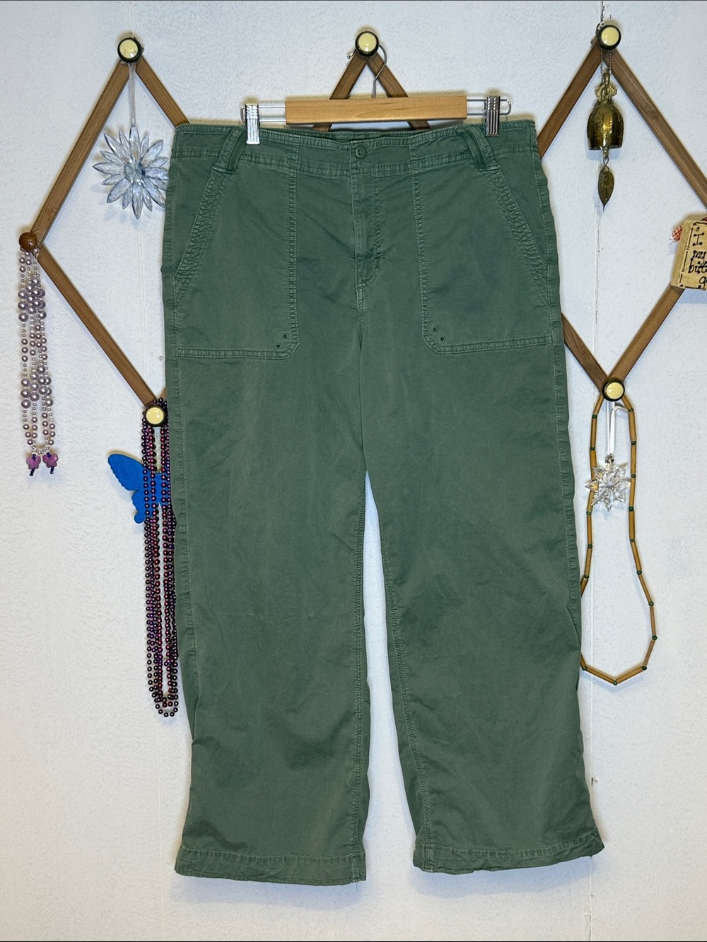 American Eagle Outfitters Army Green Straight-Leg Utility Pants